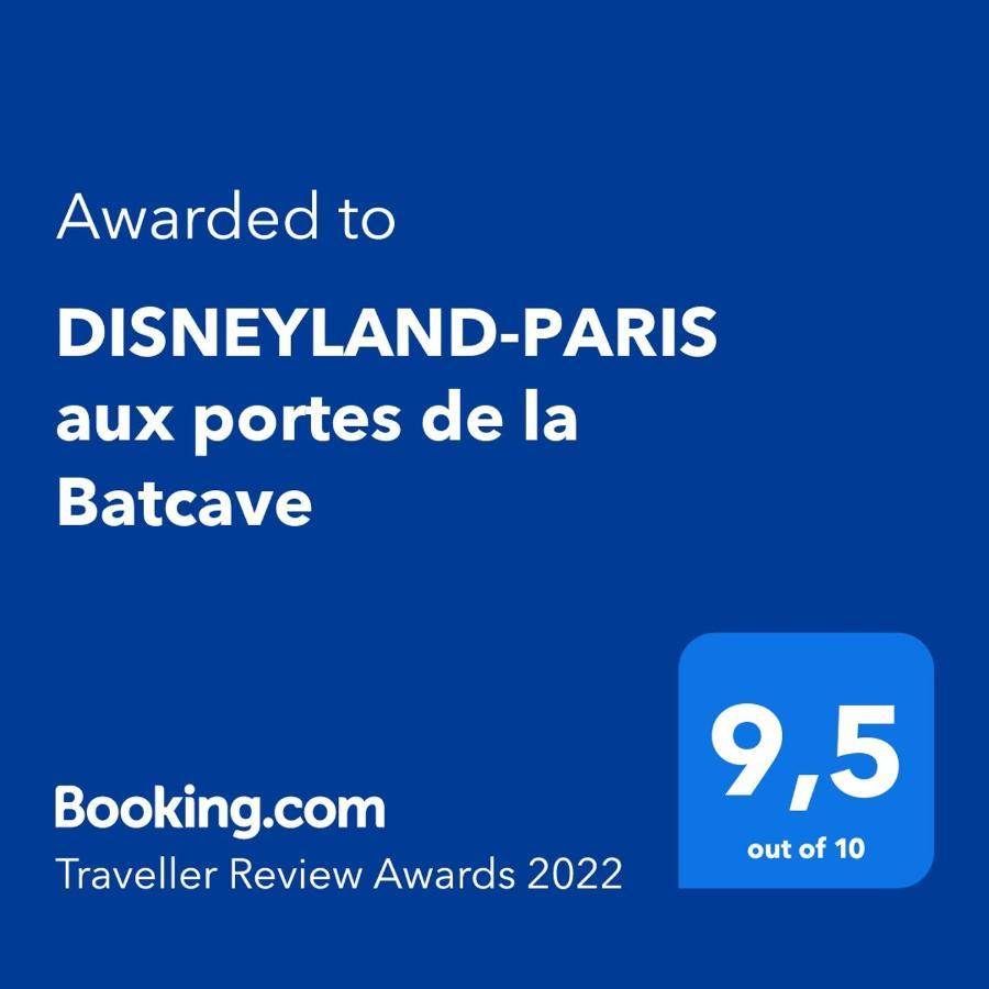 Disneyland-Paris Aux Portes De La Batcave ブシー・サン ・ジョルジュ エクステリア 写真